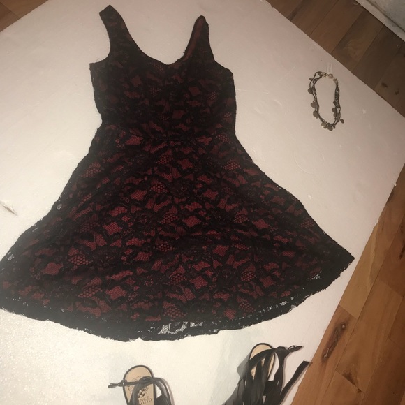 Lace Mini Dress - Picture 2 of 3